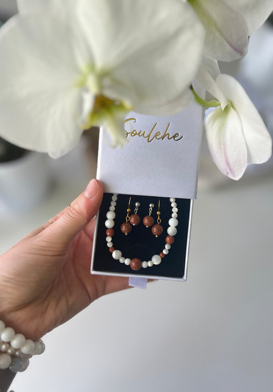 Christmas Curated Set – Choker Necklace & Two Pairs of Earrings